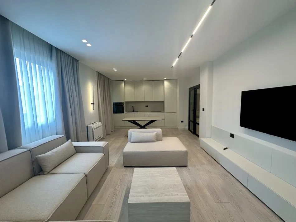 Tirane, 2+1 Kati 8, 103 m² 272.500 €