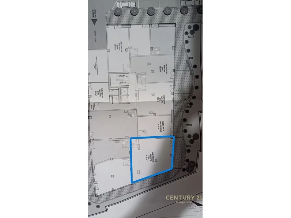 Tirane, shes ambjent biznesi Kati 0, 94 m² 420.000 € 