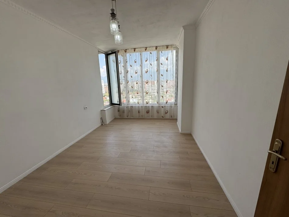 Tirane, shitet apartament 1+1+Ballkon , 65 m² 88.000 € (Besim Alla)