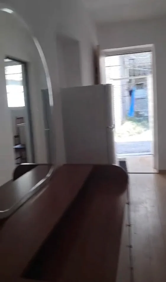 Tirane, jepet me qera apartament 1+1 Kati 1, 70 m² 450 € (Vasil Shanto)
