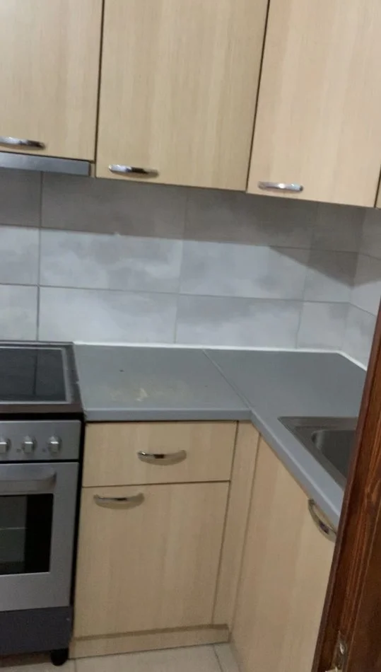 jepet me qera , (Jepet me Qera 1+1 Laprak me Parking 27000 Leke)