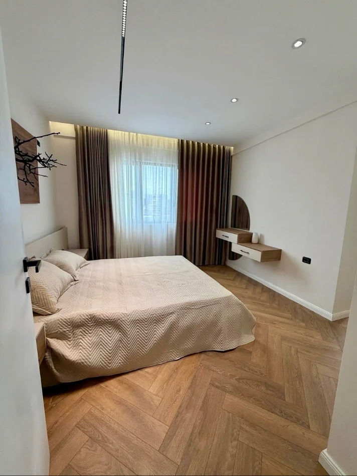 Tirane, shitet apartament 2+1+Aneks+Ballkon Kati 7, 101 m² 250.000 € (Perballe Delijorgjit)