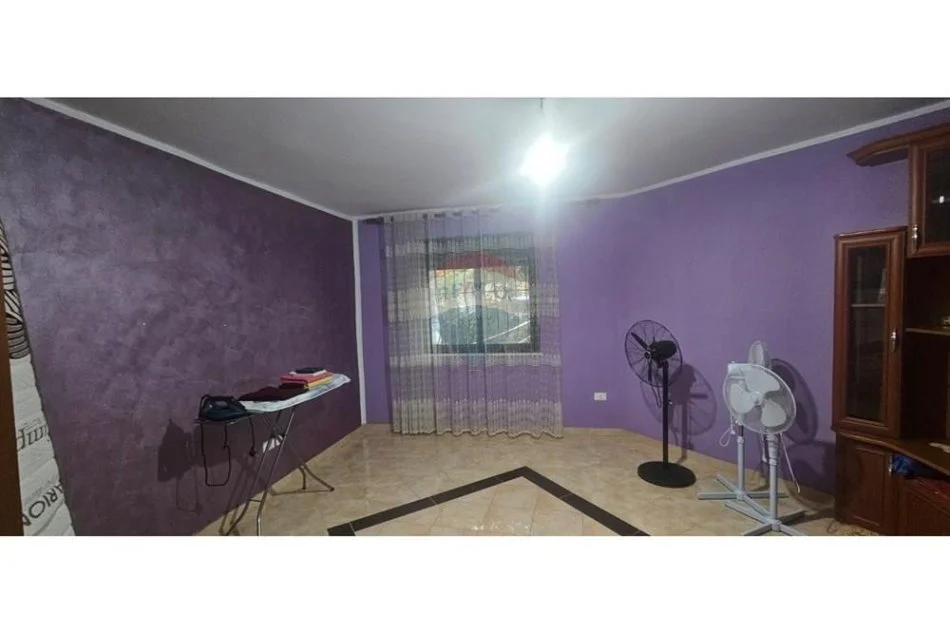 Tirane, shitet apartament 3+1+2+Ballkon , 91 m² 145.000 € (Rruga Ali Demi)
