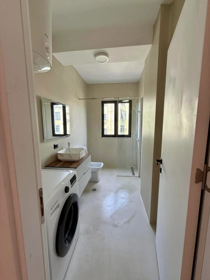Tirane, shitet apartament 2+1+Aneks+Ballkon Kati 7, 101 m² 250.000 € (Perballe Delijorgjit)