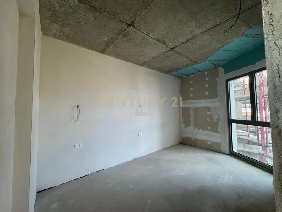 Tirane, shitet apartament 3+1+Aneks+Ballkon Kati 8, 129 m² 322.000 € (Bukevardi i Ri)