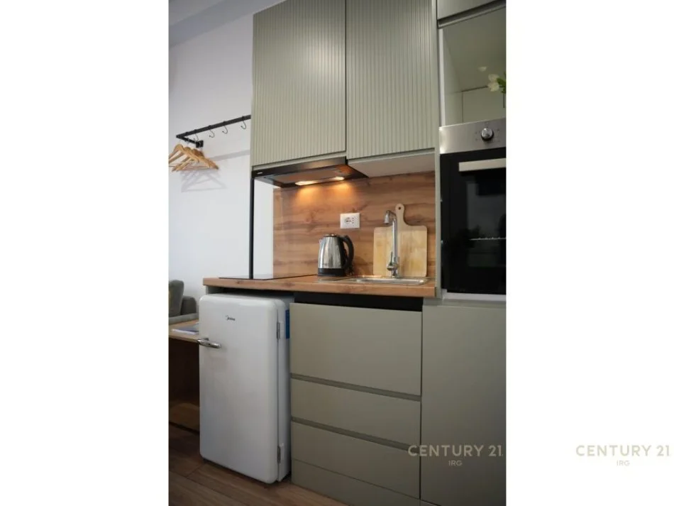 Tirane, shitet garsonier 1+1 Kati 6, 29 m² 54.000 € (Kompleksi Mangalem)