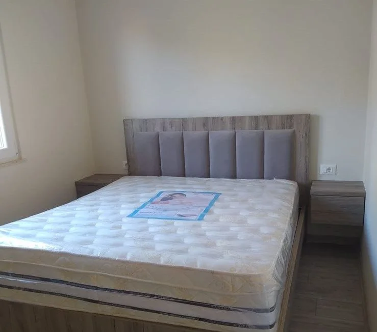 Tirane, jepet me qera apartament 1+1 Kati 2, 62 m² 350 € (Shkoze)