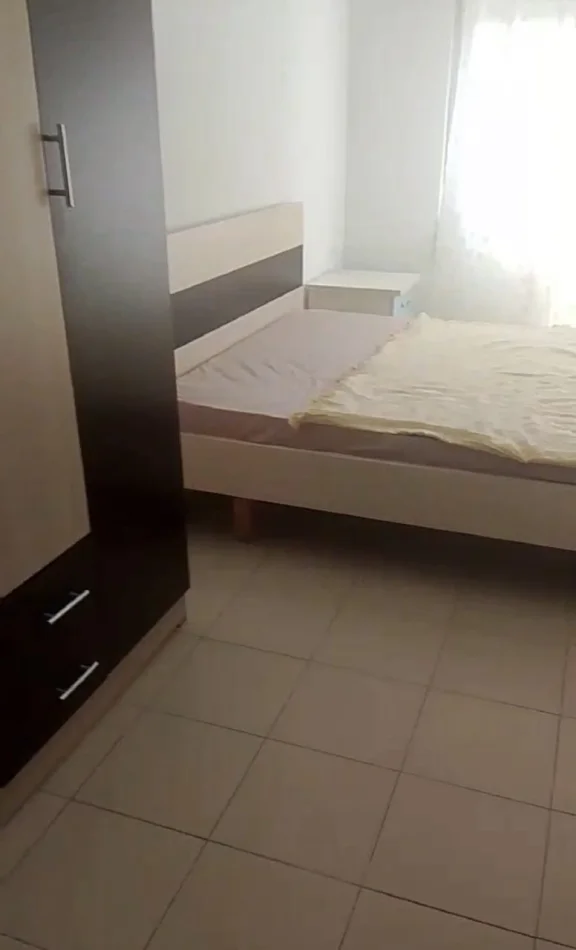 Tirane, jepet me qera apartament 1+1 Kati 5, 60 m² 350 € (Fresku)