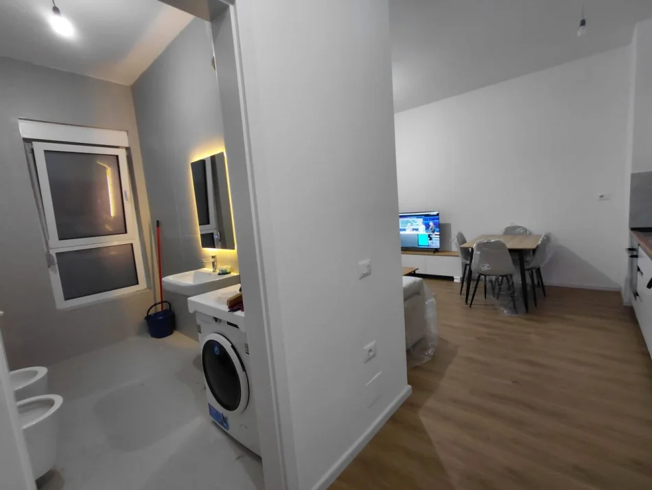 Tirane, jepet me qera apartament 1+1 Kati 3, 70 m² 450 € (Tek Rezidenca Kadiu Ali Demi)