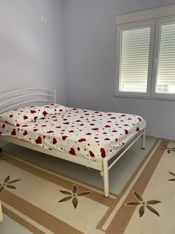Tirane, jepet me qera apartament 2+1 Kati 2, 80 m² 350 € (Qytet Studenti)