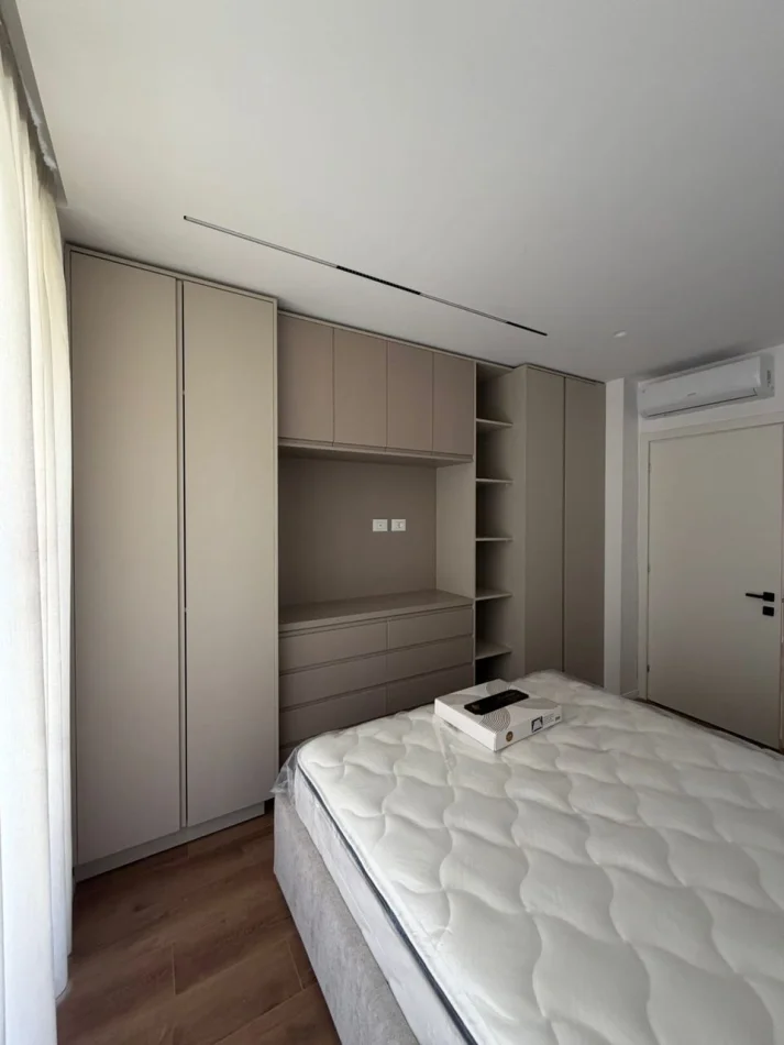 Tirane, jepet me qera apartament 1+1 Kati 3, 57 m² 550 € (Fusha Aviacionit)