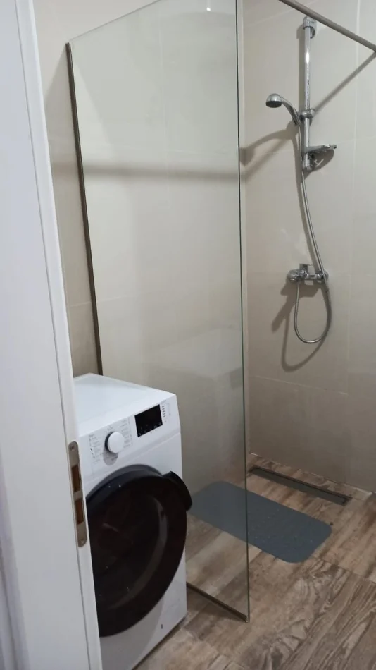 Tirane, jepet me qera apartament 1+1 Kati 1, 66 m² 600 € (Qyteti Studenti)