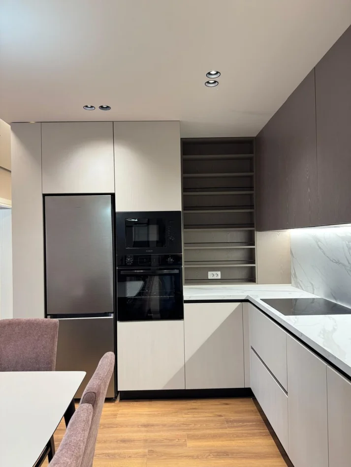 Tirane, jepet me qera apartament 1+1 Kati 3, 68 m² 850 € (Selvia)