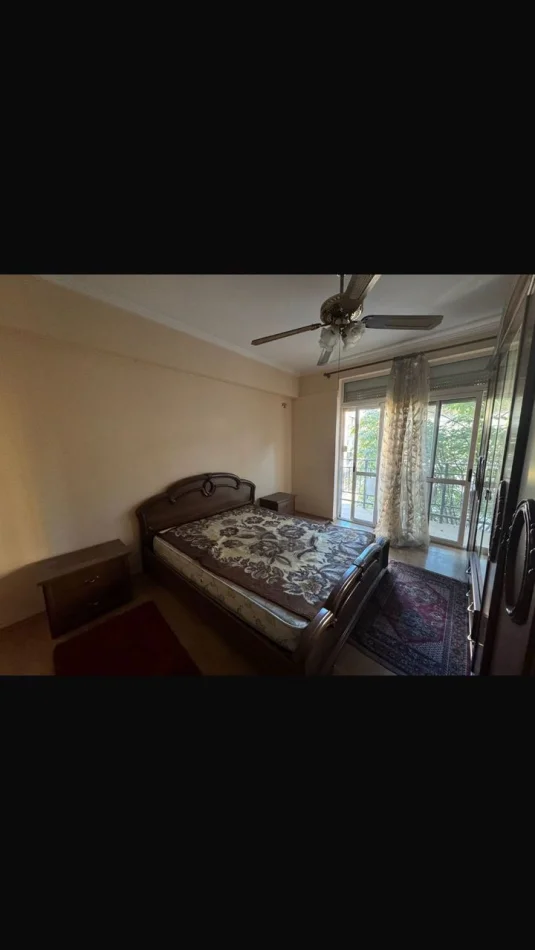 Tirane, jepet me qera apartament 3+1 Kati 2, 110 m² 600 € (Oxhaku)