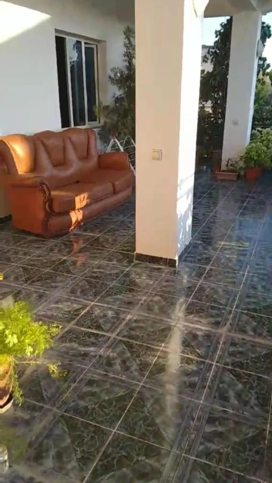 Tirane, jepet me qera apartament 2+1 Kati 2, 90 m² 450 € (Kompleksi Grand)