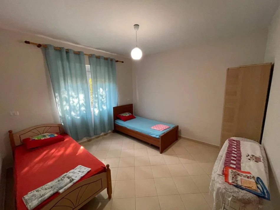 Tirane, jepet me qera apartament 2+1 Kati 2, 90 m² 500 € (Fusha Ali Demi)