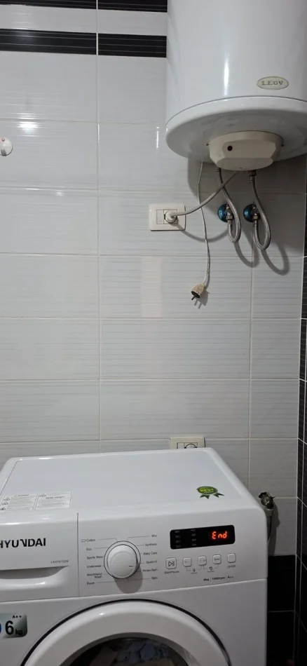 Tirane, jepet me qera apartament 2+1 Kati 5, 72 m² 550 € (5 Maji)