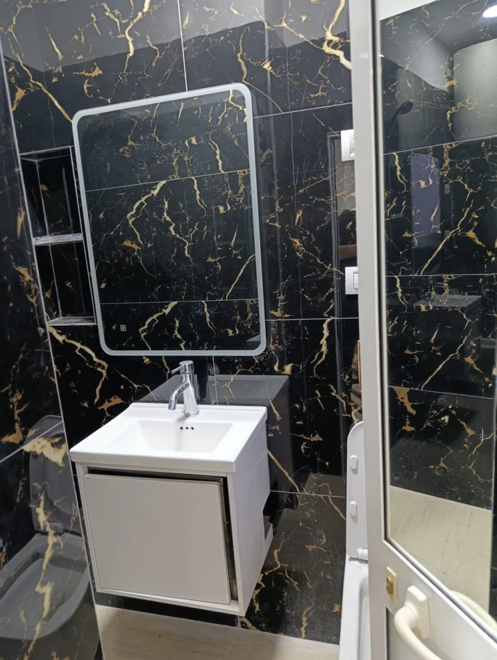 Tirane, jepet me qera apartament Studio Kati 1, 40 m² 300 € (Qyteti Studenti)