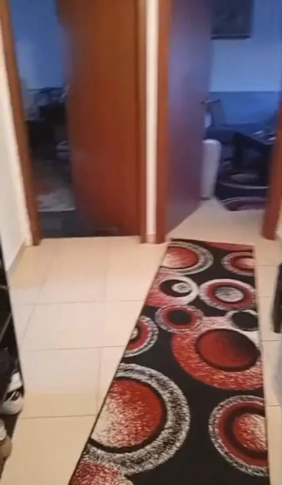 Tirane, jepet me qera apartament 2+1 Kati 3, 73 m² 450 € (Oxhaku)