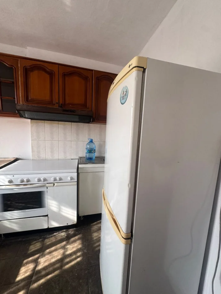 Tirane, jepet me qera apartament 2+1 Kati 3, 75 m² 450 € (Rruga e Dibres)
