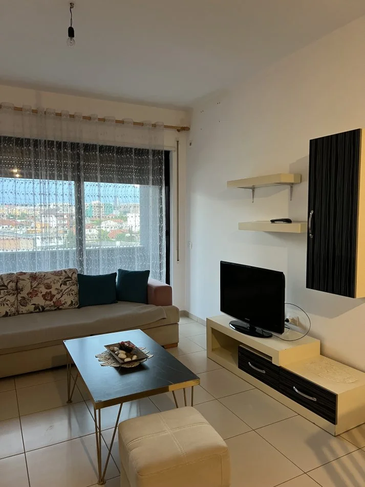 Tirane, jepet me qera apartament 2+1+Ballkon Kati 3, 100 m² 500 € (ASTIR TE BANKA RAIFFEISEN RR. Kryesore)
