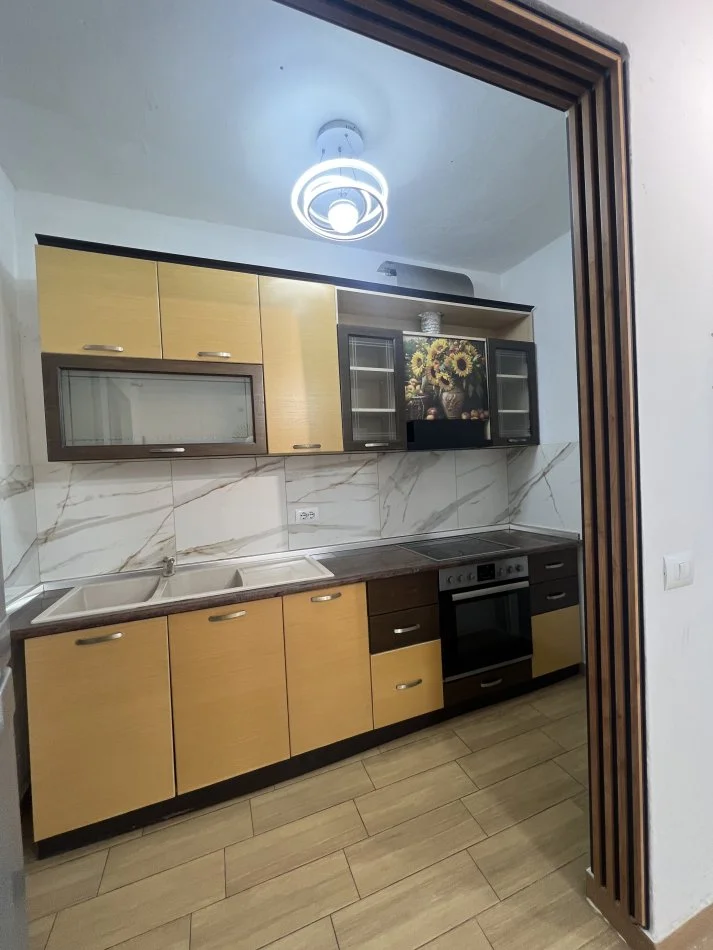 Durres, shitet apartament 1+1+Ballkon Kati 1, 70 m² 75.000 € 