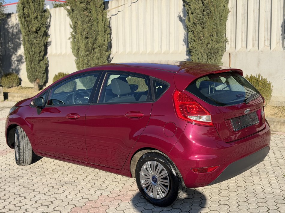 FORD FIESTA 1.4 NAFTE 👉 2012 👈 kambio MANUALE 4.200 €