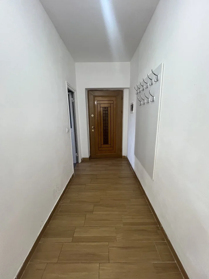 Durres, shitet apartament 1+1+Ballkon Kati 1, 70 m² 75.000 € 