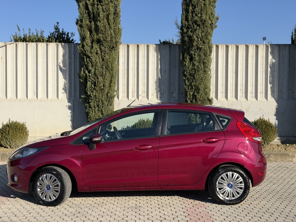 FORD FIESTA 1.4 NAFTE 👉 2012 👈 kambio MANUALE 4.200 €
