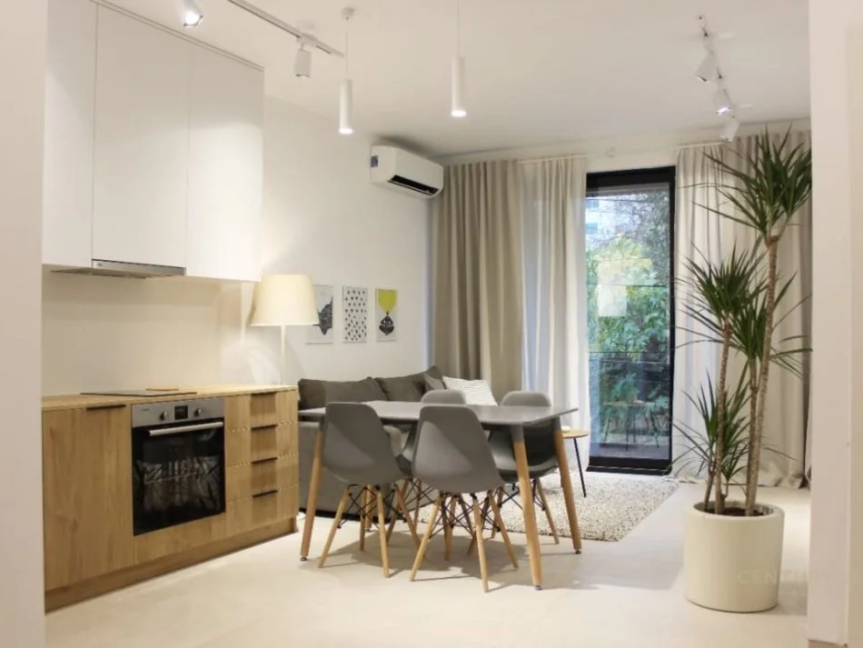 Tirane, jepet me qera apartament 1+1 Kati 1, 55 m² 600 € (Myslym Shyri)