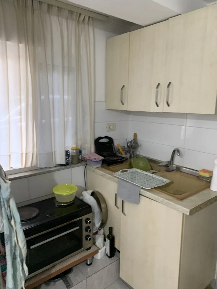 jepet me qera , 280 € (Garsionere mobiluar 21 dhjetori)