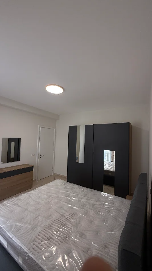 Tirane, jepet me qera apartament 2+1+Ballkon Kati 5, 55,000 ALL (Astir, Tirane)