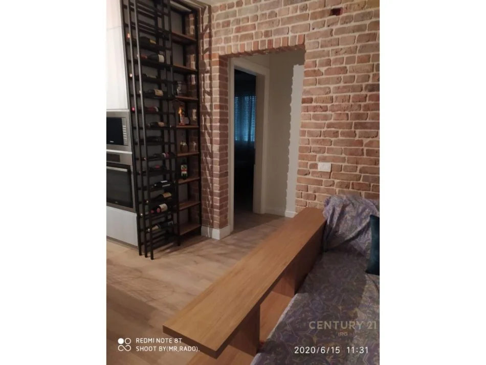 Tirane, jepet me qera apartament 2+1 Kati 2, 106 m² 700 € (Kodra e Diellit)