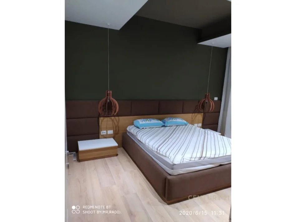 Tirane, jepet me qera apartament 2+1 Kati 2, 106 m² 700 € (Kodra e Diellit)