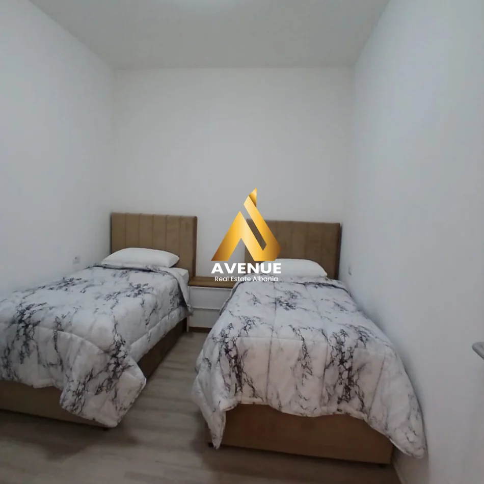 Tirane, jepet me qera apartament 2+1 , 76 m² 1.000 € 