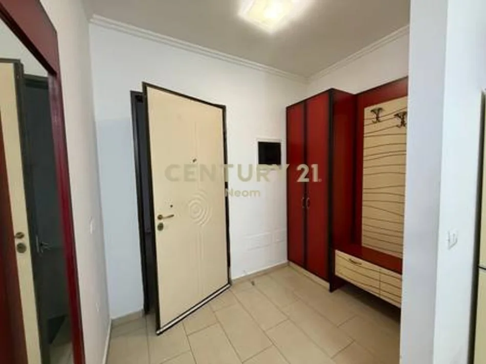 Tirane, shes apartament 2+1 Kati 2, 88 m² 150.000 € (Rruga Rrapo Hekali)