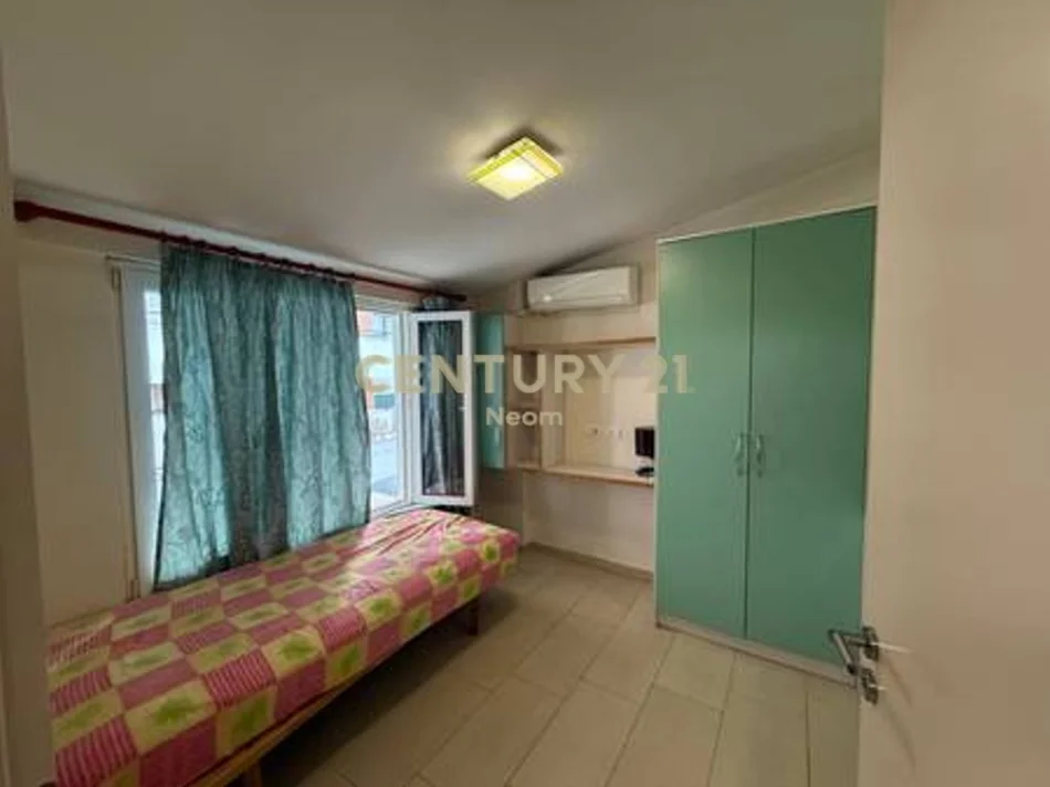 Tirane, shes apartament 2+1 Kati 2, 88 m² 150.000 € (Rruga Rrapo Hekali)