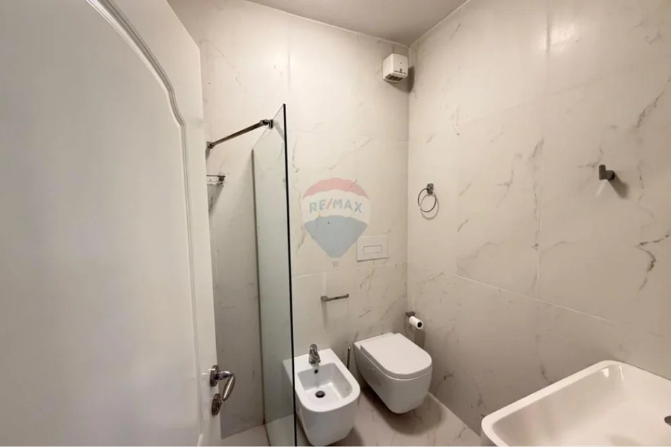 Tirane, shitet apartament 2+1 , 106 m² (Rruga Tefta Tashako)