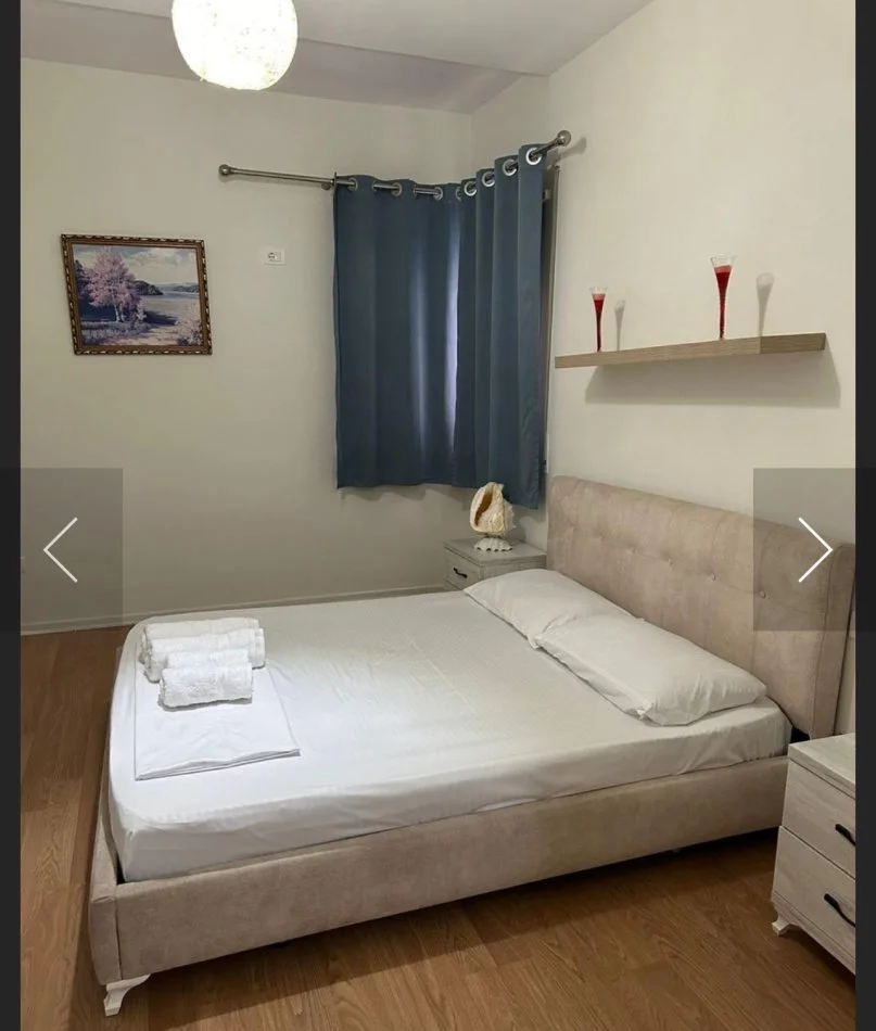 Tirane, jepet me qera apartament 1+1 Kati 4, 65 m² 500 € (Brryli)