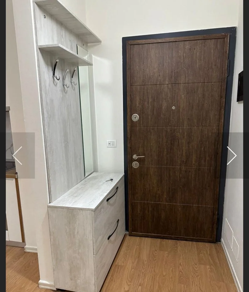 Tirane, jepet me qera apartament 1+1 Kati 4, 65 m² 500 € (Brryli)