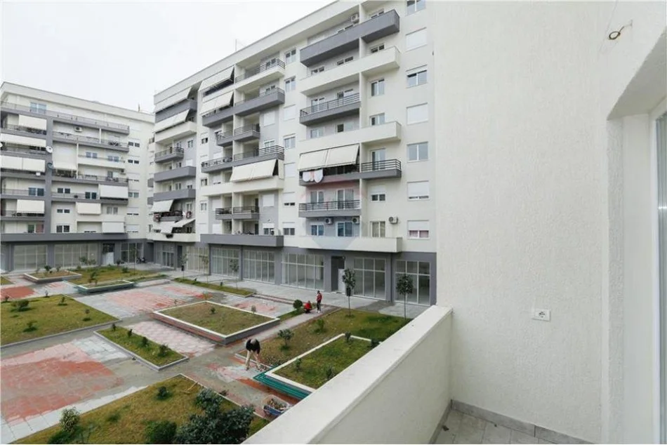 Tirane, shes apartament 1+1 Kati 7, 60 m² 151.000 € (Kika 3)