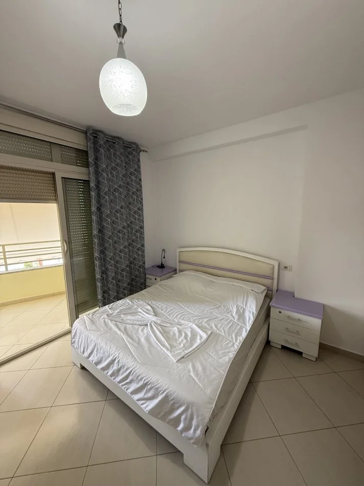 Tirane, jap me qera apartament 2+1+Ballkon Kati 7, 100 m² 600 € (Don Bosko, Prane Viva Market)