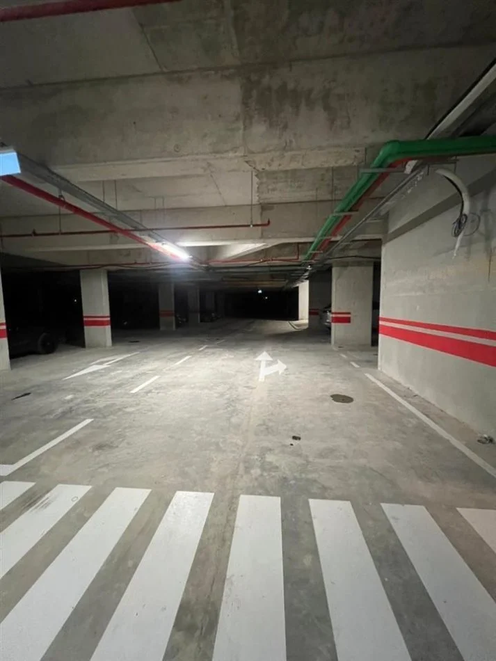 Tirane, jepet me qera apartament 2+1+Ballkon Kati 9, 100 m² 600 € (Ish fusha e aviacionit)