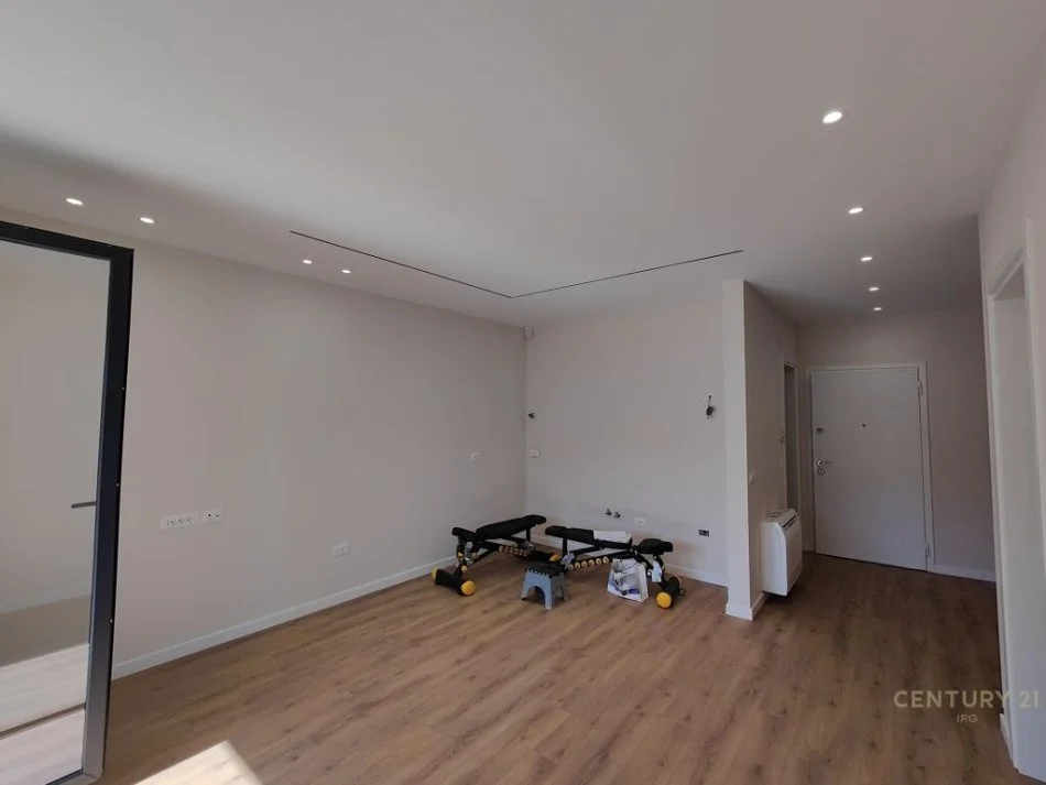 Tirane, shitet apartament 2+1+2+ post parkimi, Kati 2, 95 m² 240.000 € (Kodra e Diellit)