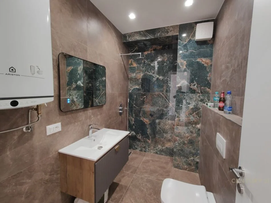 Tirane, shitet apartament 2+1+2+ post parkimi, Kati 2, 95 m² 240.000 € (Kodra e Diellit)