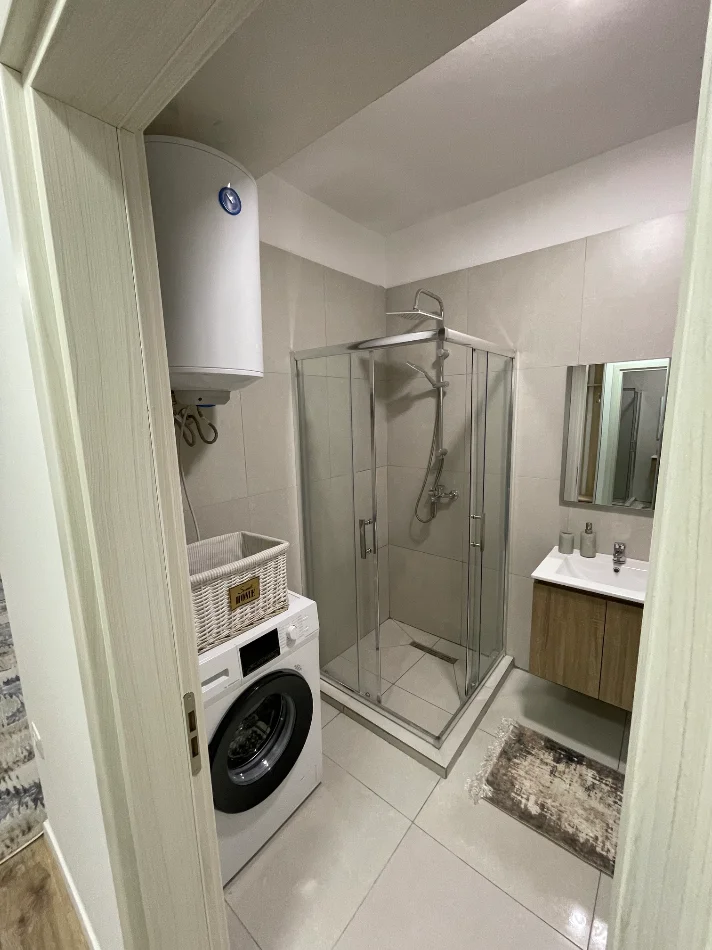 Tirane, jepet me qera apartament 1+1+Ballkon Kati 6, 72 m² 600 € (Rr, Dritan Hoxha, Tirane)