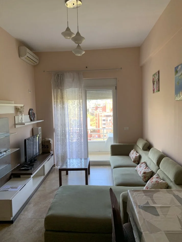 Tirane, jepet me qera apartament 2+1+Ballkon Kati 2, 80 m² 450 € (Rezidenca Kodra Diellit)