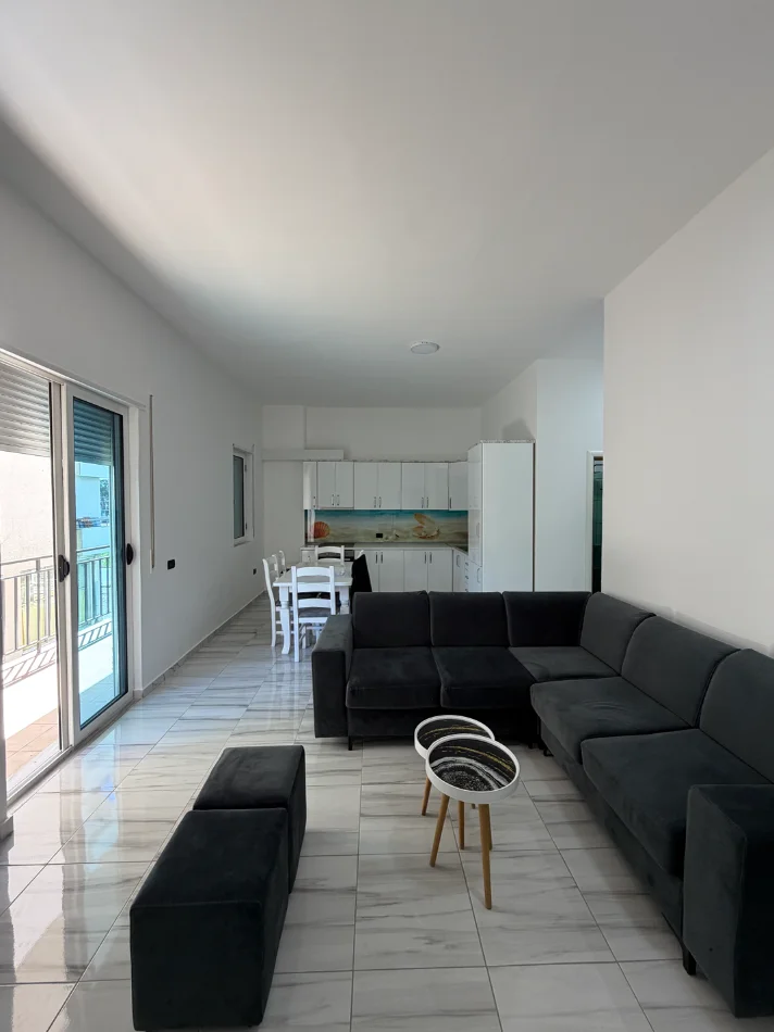 Durres, shitet apartament 2+1+Ballkon Kati 1, 104 m² 120.000 € (Shkembi kavajes)