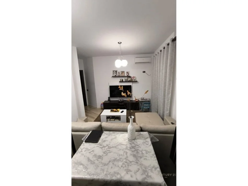 Tirane, shitet 1+1 me post parkimi, Kati 4, 55 m² 150.000 € (Tregu Elektrik)