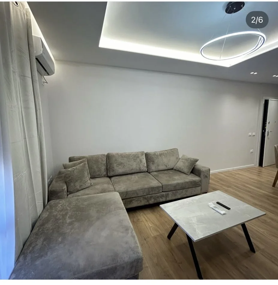 Tirane, jepet me qera apartament 2+1+Ballkon Kati 3, 90 m² 800 € (Rruga e kavajes)